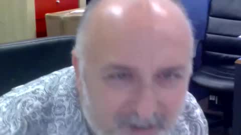 Snapshot of volpi72 chatting on 06-03-26, 05:51 volpi72 online show from 06-03-26, 05:51