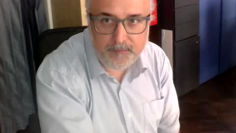 Snapshot of volpi72 chatting on 07-16-26, 12:33 volpi72 online show from 07-16-26, 12:33