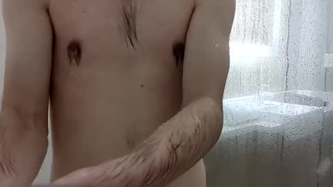 Snapshot of vonaris chatting on 01-06-25, 12:05 Vonaris online show from 01-06-25, 12:05