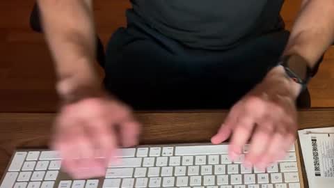 voterki796 online show from 10-01-25, 01:44