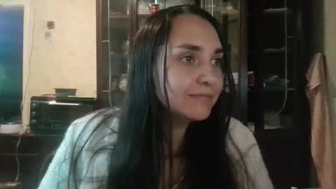 Snapshot of voulezvous_angel chatting on 10-16-25, 03:46 voulezvous_angel online show from 10-16-25, 03:46