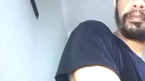 Snapshot of vredesbyrd5 chatting on 10-16-25, 06:03 VRED online show from 10-16-25, 06:03