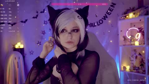 vronnier online show from 10-31-25, 07:04