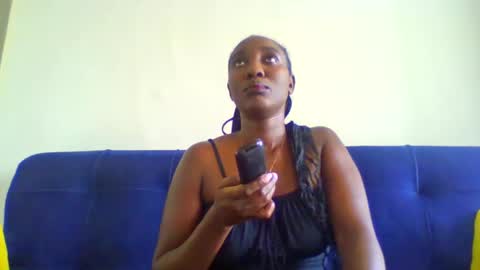 vvelvet_vixen online show from 10-05-25, 12:47