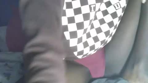 vvuuvvu online show from 04-15-26, 07:26