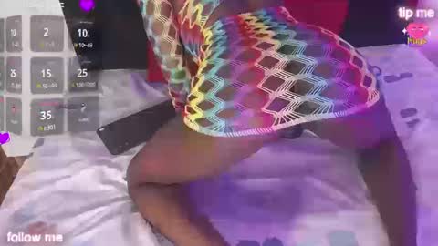 Zoey online show from 10-18-25, 03:09