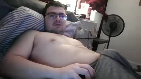 Snapshot of wa77276 chatting on 11-17-25, 03:40 wa77276 online show from 11-17-25, 03:40