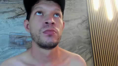 Snapshot of wade_wilsoon2 chatting on 10-17-25, 08:00 Wade online show from 10-17-25, 08:00