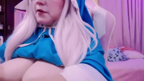   online show from 04-24-26, 02:47