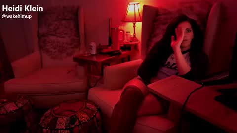 Snapshot of wakehimup chatting on 11-13-25, 06:34 wakehimup online show from 11-13-25, 06:34