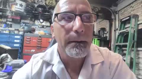 wakesblowinclouds online show from 11-01-25, 08:05