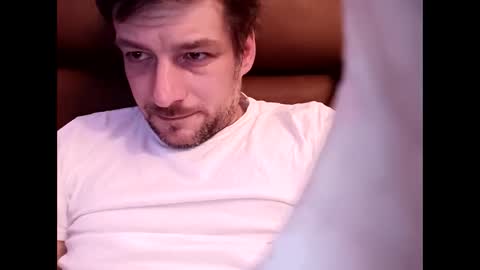 Snapshot of walex0900 chatting on 10-05-25, 08:29 walex0900 online show from 10-05-25, 08:29