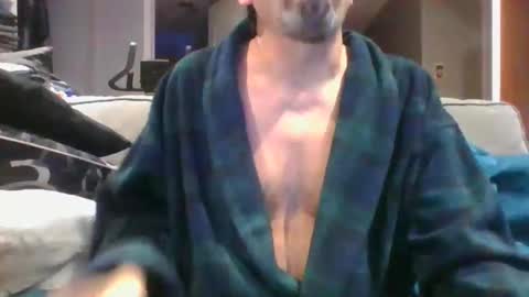 walker033 online show from 01-21-25, 04:43