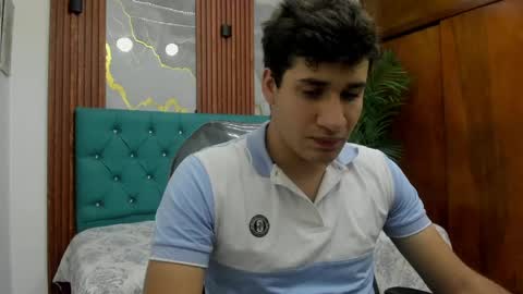 Snapshot of walter_noils chatting on 04-16-26, 11:40 WALTER NOILS online show from 04-16-26, 11:40