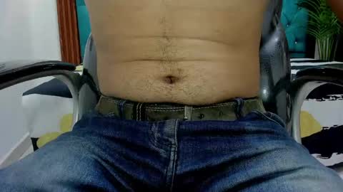 Snapshot of walter_noils chatting on 04-23-26, 11:51 WALTER NOILS online show from 04-23-26, 11:51