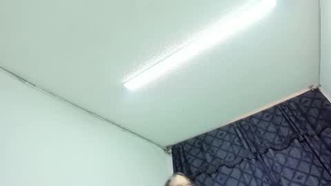 Snapshot of wanda_sg chatting on 01-11-25, 04:14 Alexandra online show from 01-11-25, 04:14