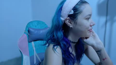 Snapshot of wandadoll chatting on 05-02-26, 12:10 Wanda online show from 05-02-26, 12:10
