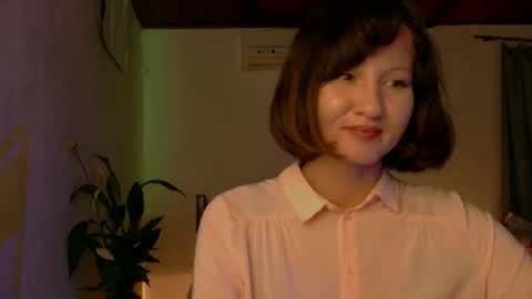 Snapshot of wanderwhitch chatting on 03-16-26, 12:27 Miya online show from 03-16-26, 12:27