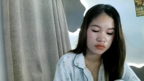wangi_wangi online show from 03-26-26, 06:13