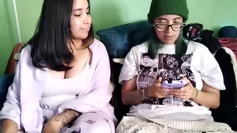 Waningrose  Lu online show from 01-20-25, 06:10