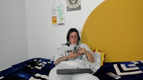 Waningrose  Lu online show from 11-10-25, 06:40