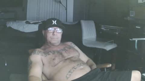 Snapshot of wantitbutyoucanthaveit chatting on 02-10-26, 12:31 inittogetitin online show from 02-10-26, 12:31