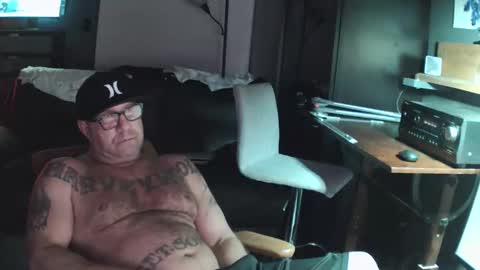 Snapshot of wantitbutyoucanthaveit chatting on 02-11-26, 12:43 inittogetitin online show from 02-11-26, 12:43