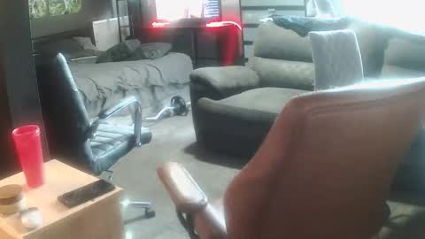 Snapshot of wantitbutyoucanthaveit chatting on 02-28-26, 11:28 inittogetitin online show from 02-28-26, 11:28