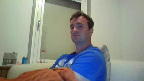 warr111 online show from 05-06-26, 09:42