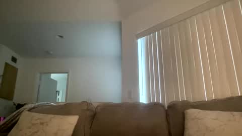 warrenpeacexxx online show from 05-04-26, 10:28
