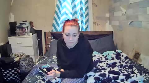 Snapshot of warwhore24 chatting on 12-31-24, 08:02 warwhore24 online show from 12-31-24, 08:02