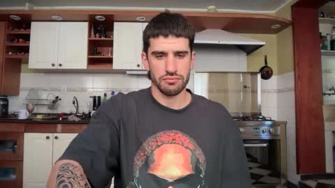 Snapshot of wat___sapbody chatting on 10-29-25, 06:42 wearetwo online show from 10-29-25, 06:42