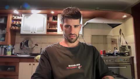 wearetwo online show from 12-04-25, 02:54