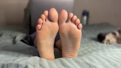 Angel A online show from 10-21-25, 04:35