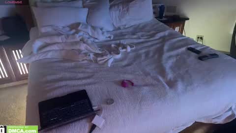 WatchUsFuck69247 online show from 02-21-25, 07:10
