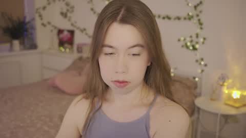 Snapshot of watermelon_sugar_ chatting on 02-26-26, 03:00 Tess Pls support me with Can we reach 155 my favorite number online show from 02-26-26, 03:00
