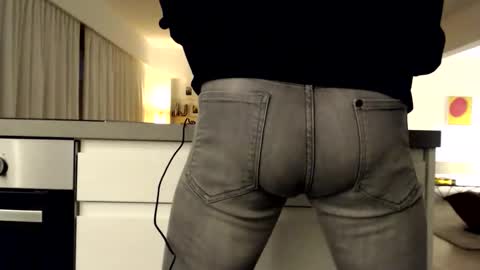 wave3210 online show from 12-03-25, 04:38