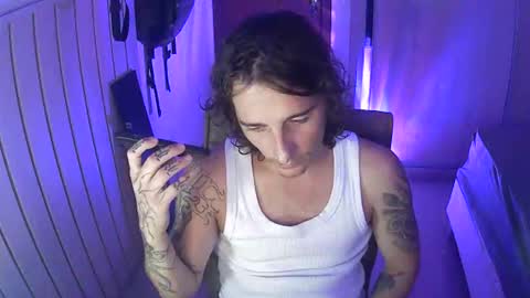 wave_boyy online show from 05-08-26, 10:37