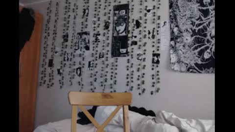 Mina online show from 03-23-26, 04:00