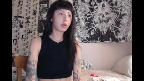 Mina online show from 05-02-26, 02:22