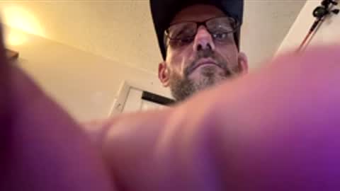 Mike Hunt online show from 05-10-26, 01:22