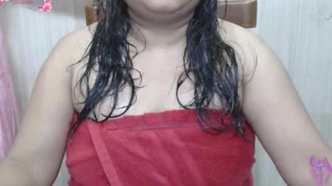 Snapshot of we_are_indian chatting on 09-10-25, 07:08 khushiwife kabirhubby kavyasexy gf online show from 09-10-25, 07:08