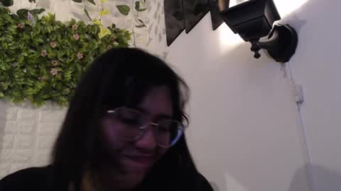 Trixie 3 online show from 02-28-25, 08:50