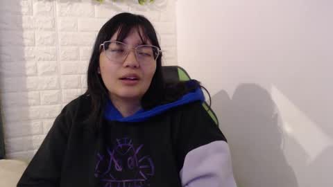 Trixie 3 online show from 03-06-25, 01:57