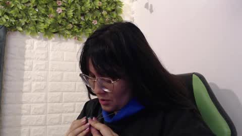 Trixie 3 online show from 03-06-25, 05:00