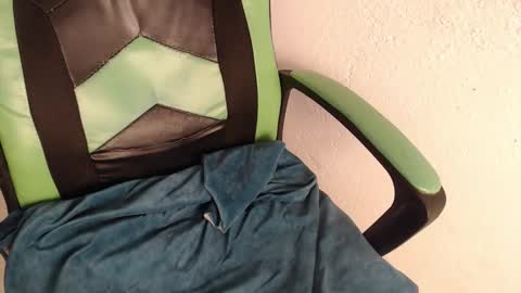 Trixie 3 online show from 11-18-25, 06:45