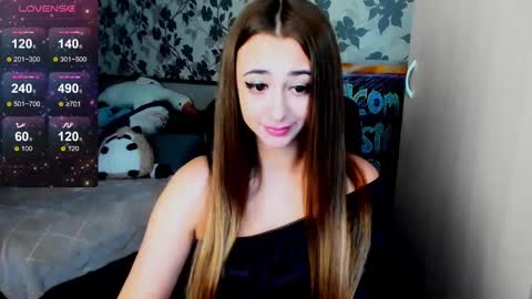 Snapshot of weakness4u chatting on 12-08-24, 04:25 Maya online show from 12-08-24, 04:25