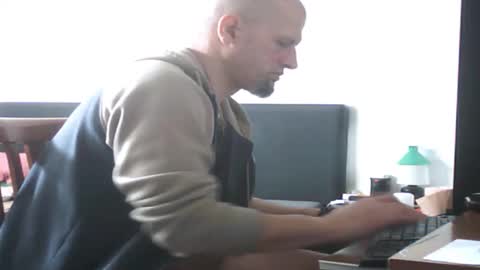 Snapshot of webcammanpvt chatting on 05-03-26, 05:57 Daddy online show from 05-03-26, 05:57