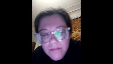 Snapshot of webgirl2 chatting on 10-08-25, 04:59 Marina online show from 10-08-25, 04:59