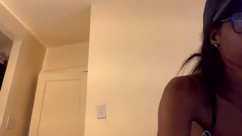 Snapshot of weeklyrush chatting on 03-12-26, 02:34 GoddessRush online show from 03-12-26, 02:34